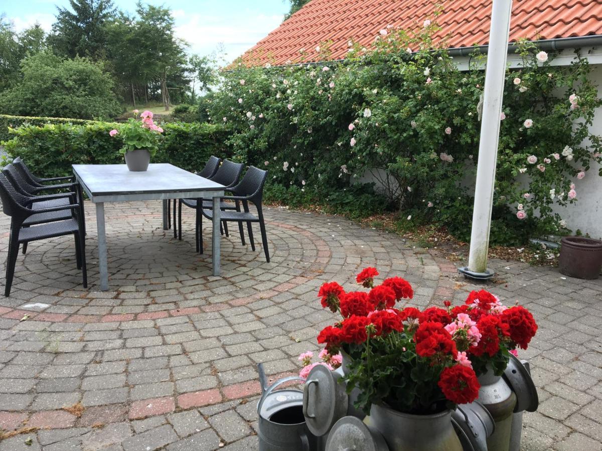 Margretelyst Bed and Breakfast Farsø Exterior foto